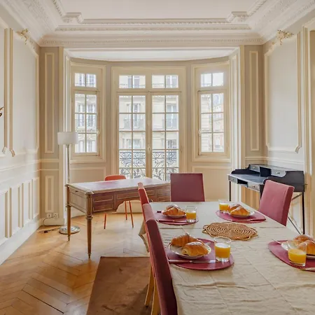 Διαμέρισμα Courcelles Prestige