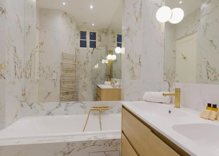 Courcelles Prestige شقة