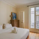 Courcelles Prestige * Paris