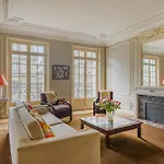 Courcelles Prestige Apartment
