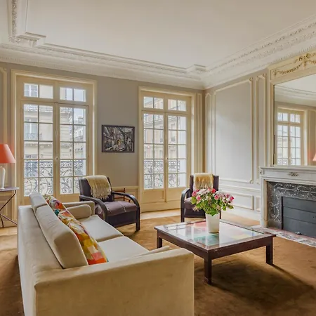 Courcelles Prestige شقة
