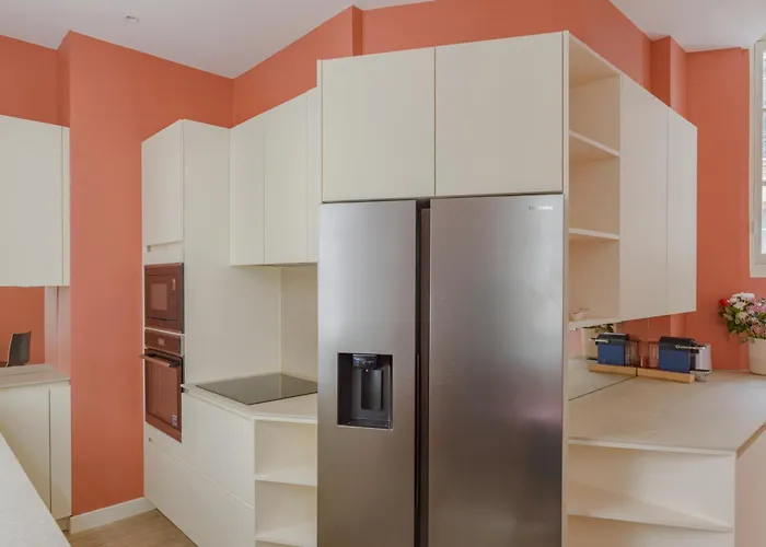 アパート Courcelles Prestige パリ